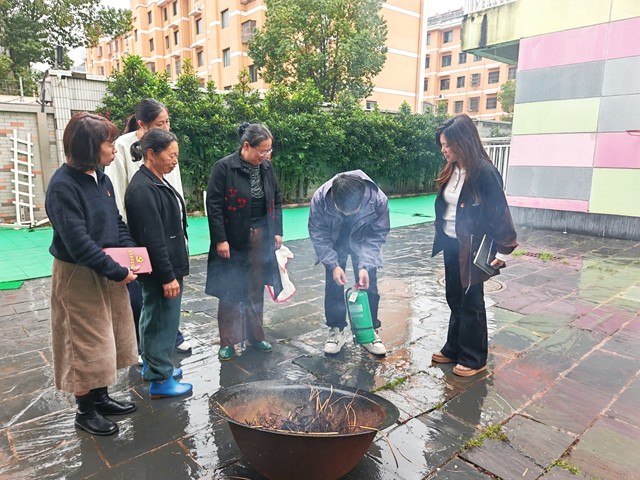 1762932123561922.jpg 2.jpg